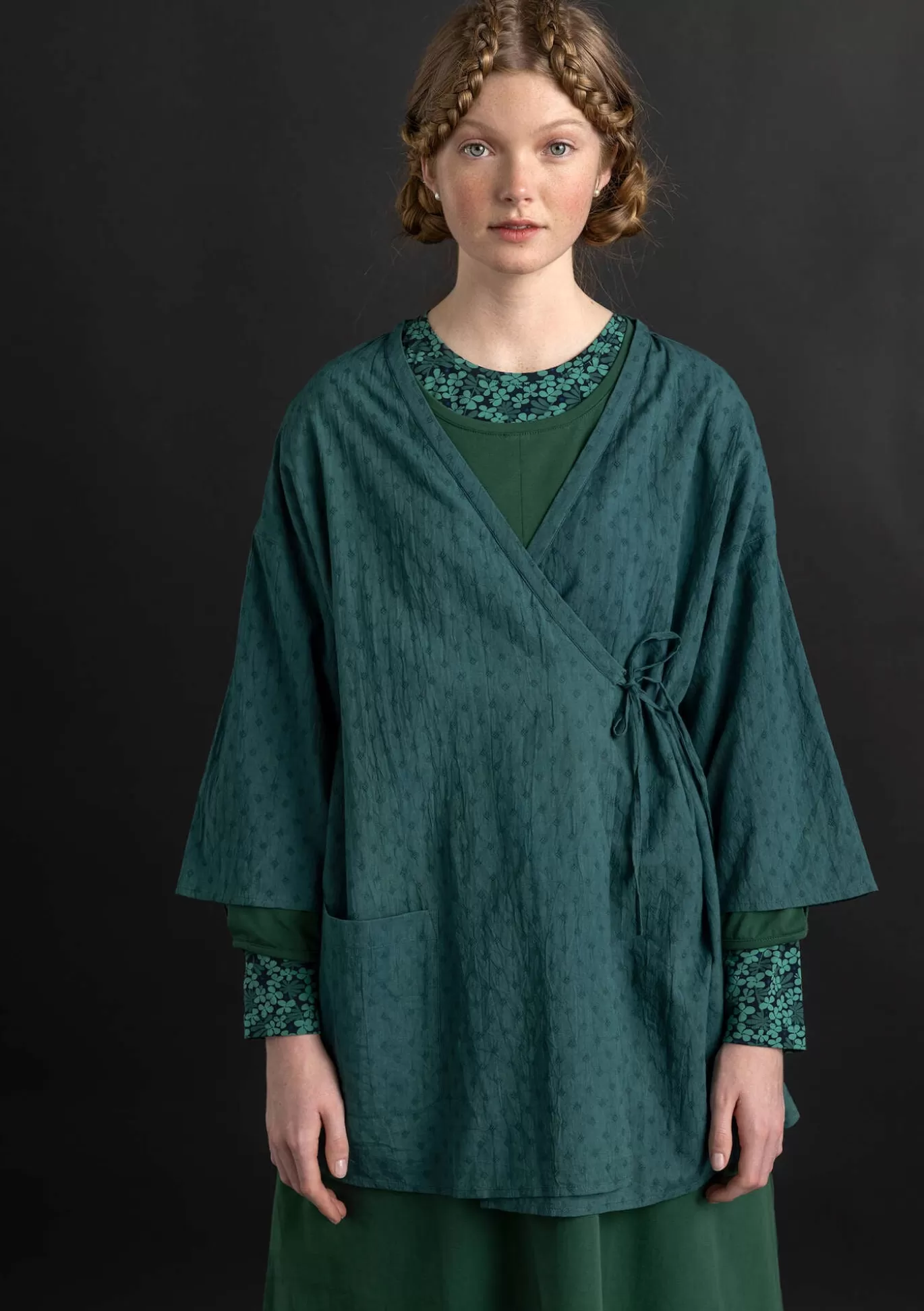 Gudrun Sjödén Vävd kimono i ekologisk bomullsdobby Opalgrön Best Sale